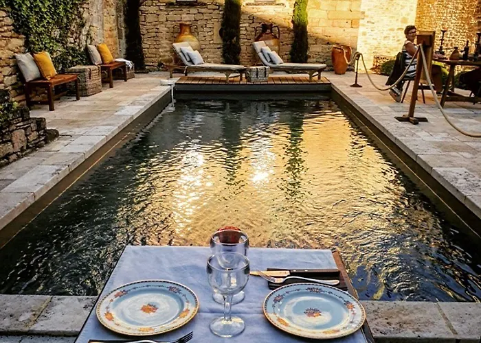 Chateau De Genies Saint-Genies